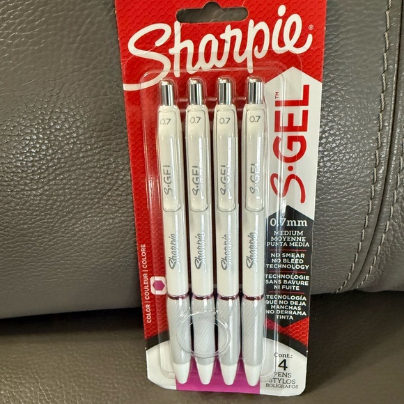 S-Gel White Gel Pens - Pack of 4 - Picture 2 of 3